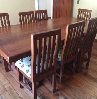 Código: CMD-00<br>COMEDOR CON SILLAS