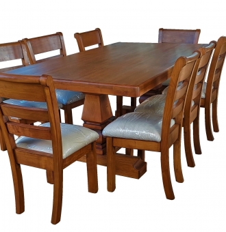 Código: COM-09<br>COMEDOR CON SILLAS