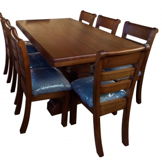 Código: CMD-10<br>COMEDOR CON SILLAS