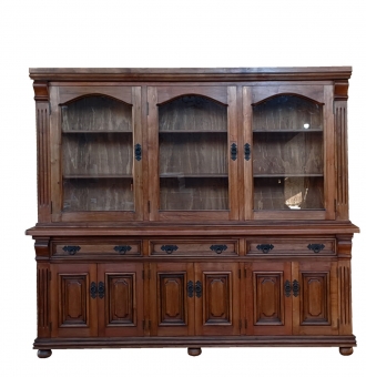 Código: BIB 04<br>zBUFFET VITRINA 2.4 3 PURTAS